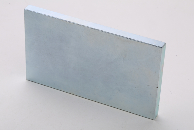 ハイパワーモーターのネオジム磁石