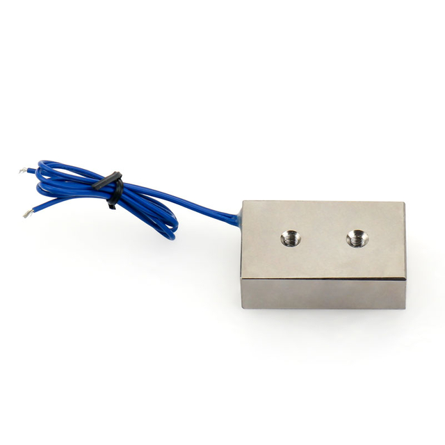 吸引カップ電磁石を保持する長方形の電力